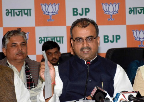 PATNA, FEB 16 (UNI):-  BJP state president Mangal Pandey address  press conference at party office. BJP staged a walkout at all parties meeting in Patna on Monday. UNI PHOTO-89U